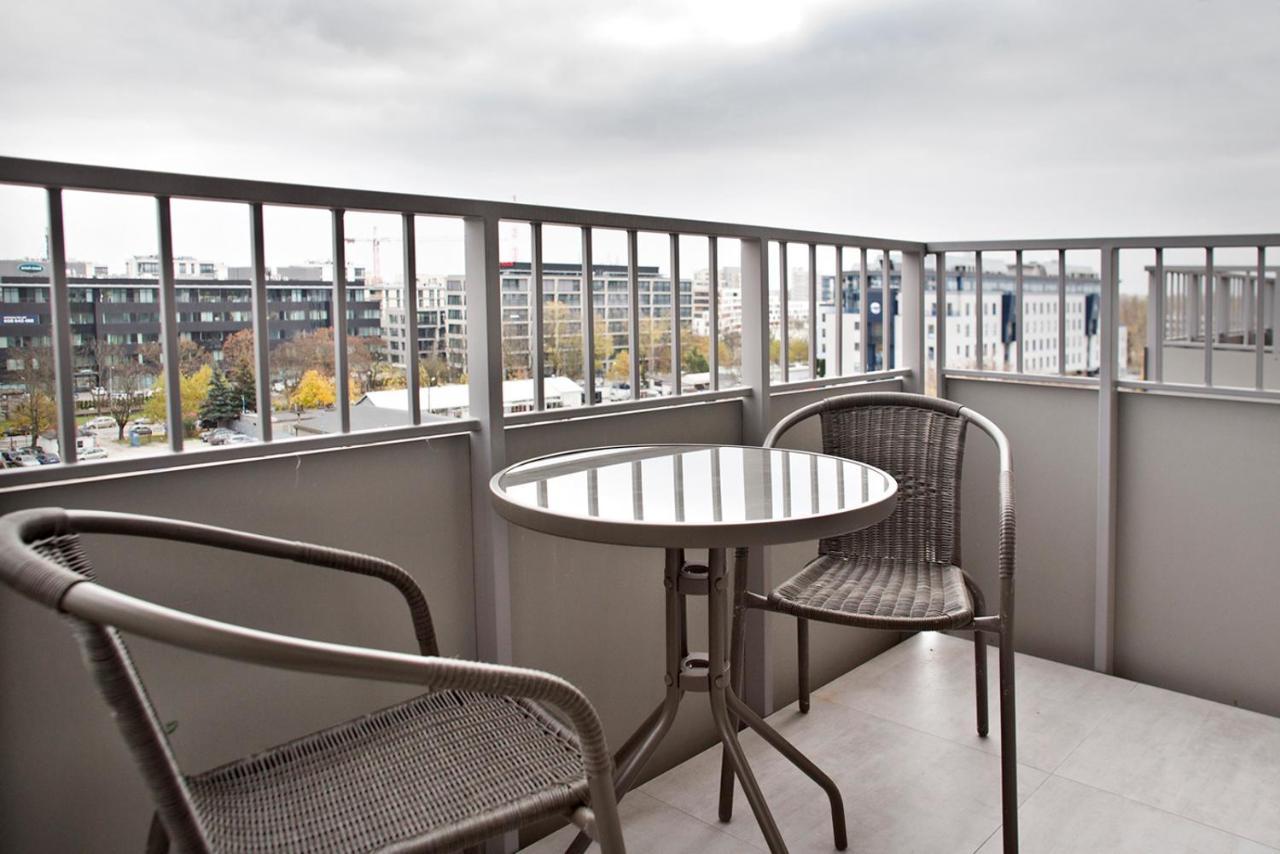 Komputerowa Serviced Apartments By P&O ワルシャワ エクステリア 写真