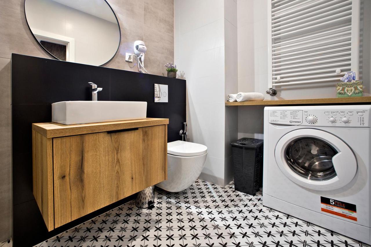 Komputerowa Serviced Apartments By P&O ワルシャワ エクステリア 写真